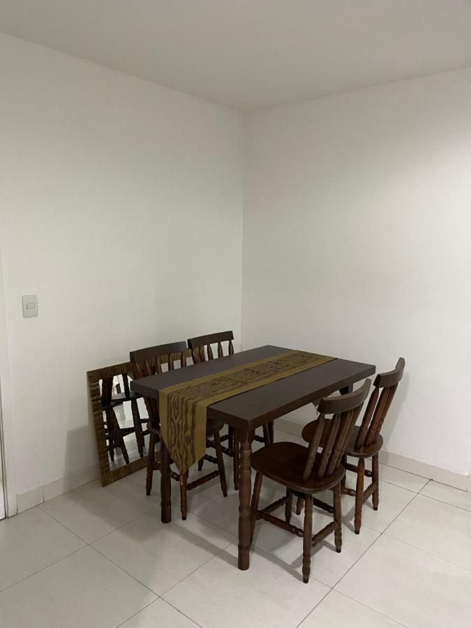 Apartamento Com Varanda E Piscina Cabo Frio Kültér fotó